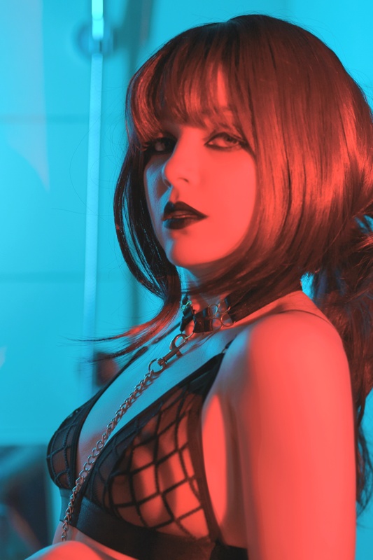 Olyashaa nude photo 2