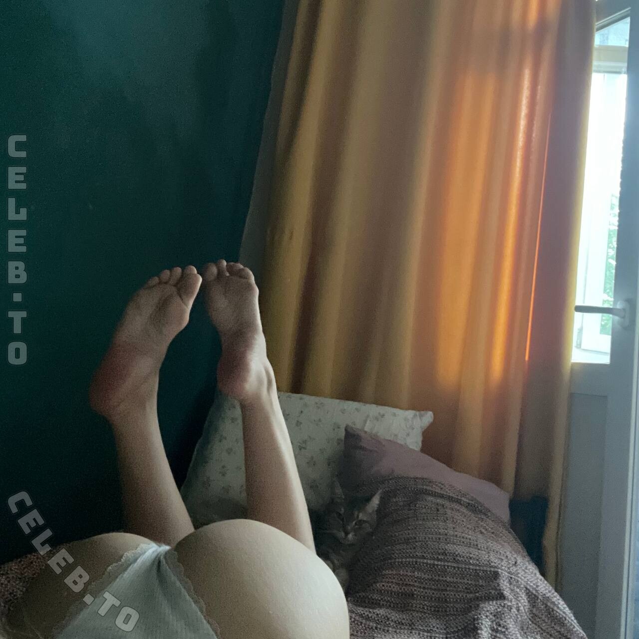 omletik007 nude photo 8