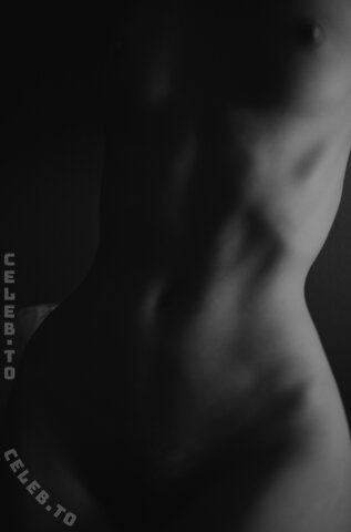 omletik007 nude photo 18