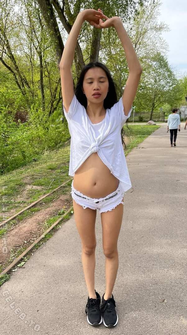 only.joy nude photo 15