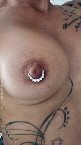 Onlymichi nude photo 666