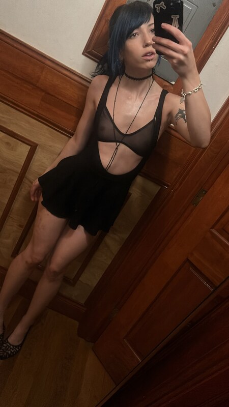Onlyway2liv nude photo 3