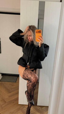 OnlyYourAmi nude photo 27