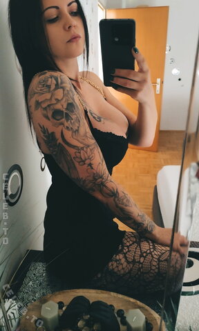 OnxFire nude photo 9