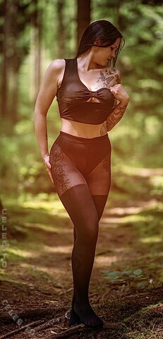 OnxFire nude photo 4