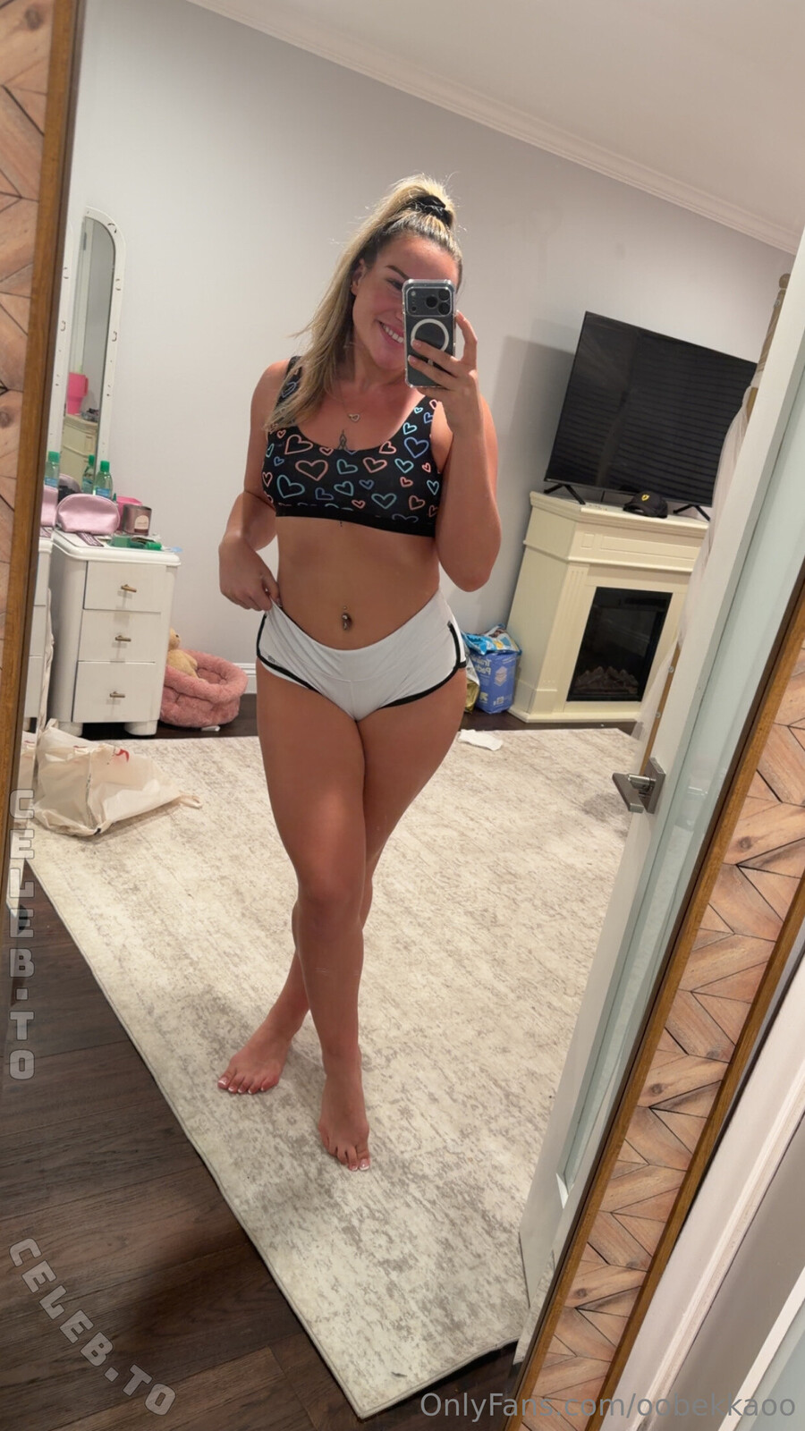 oobekkaoo nude photo 1