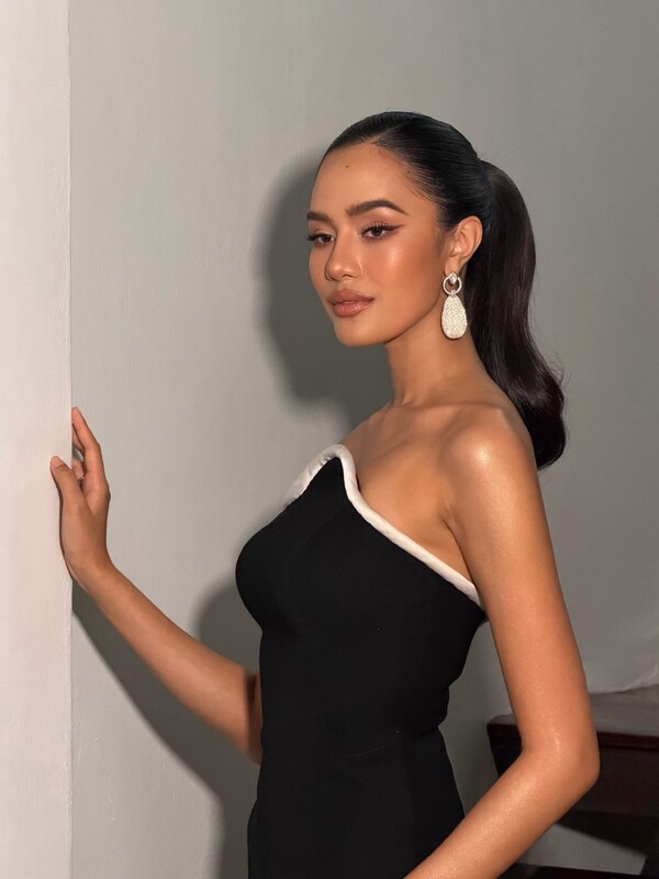 Opal Suchata nude photo 19