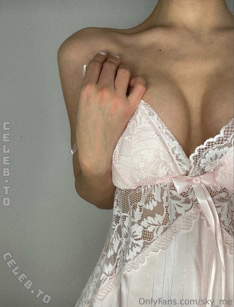 Ophelia Sky nude photo 9