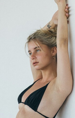 Ori Frack Fresh (9 photos)