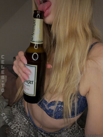 Ossi Desi New (3 photos)