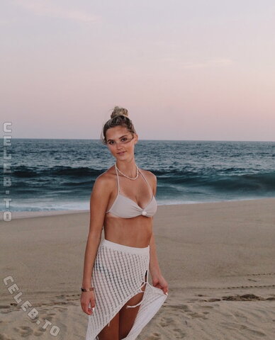 Paige Mackenzie nude photo 7