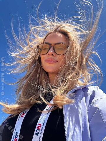 Paige Spiranac – Windy day at the US Open!
