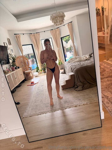 Paige VanZant nude photo 22