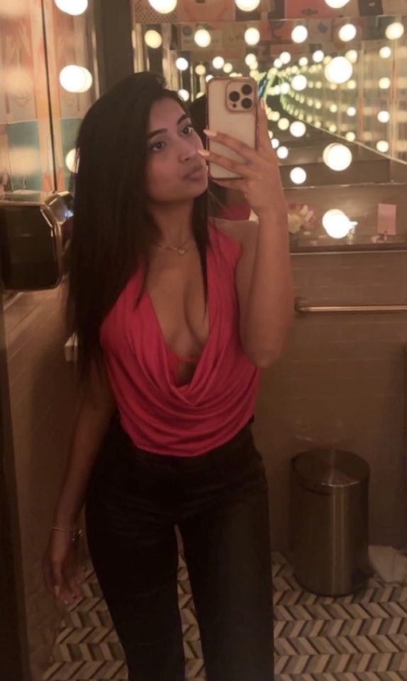 Palak Khurana nude photo 10