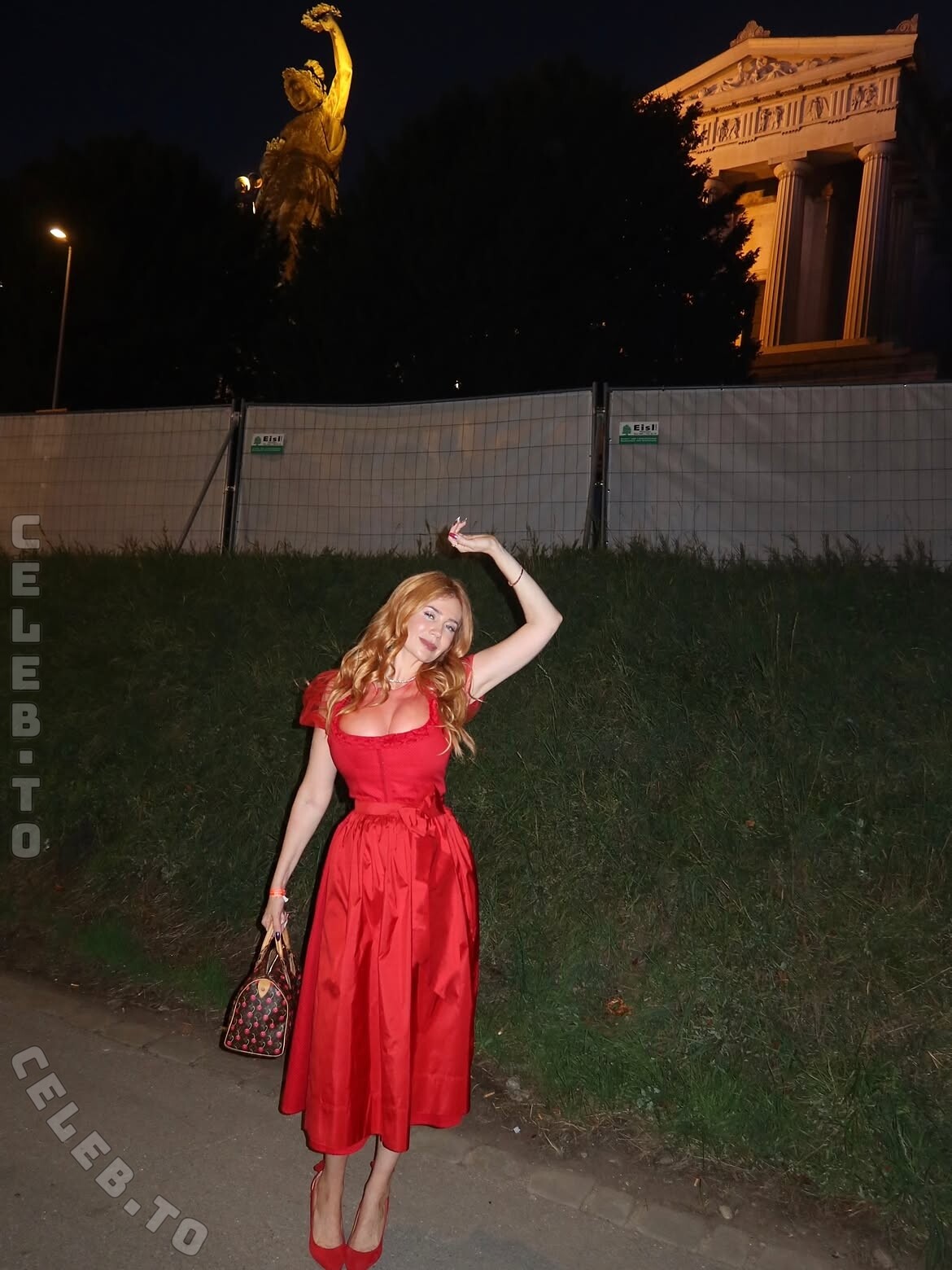 Palina Rojinski nude photo 7