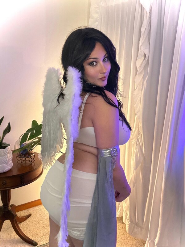 Palmbee nude photo 4
