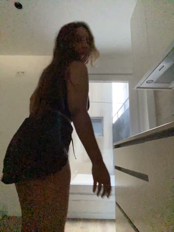 PamAnna nude photo 1