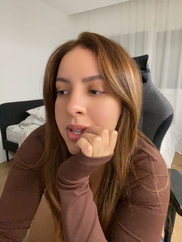 PamAnna nude photo 6