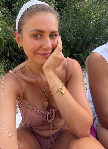 pamelaxbar nude photo 12