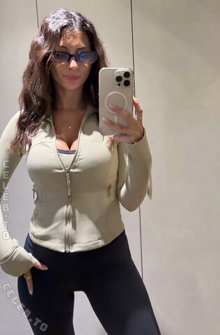 Paola Maria Hot (1 photo)