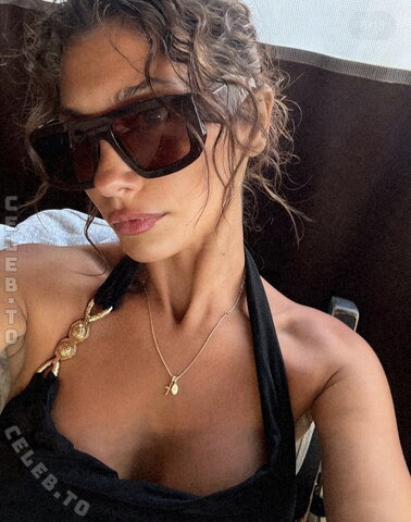 Paola Maria nude photo 4