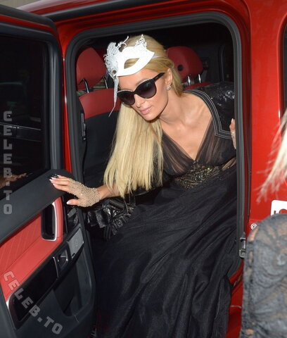 Paris Hilton nude photo 58