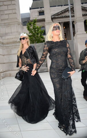 Paris Hilton nude photo 83