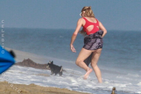 Paris Hilton nude photo 22