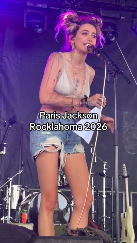 Paris Jackson nude photo 4