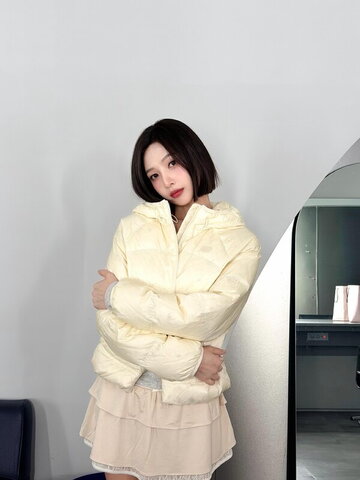 Park Soo-young nude photo 15