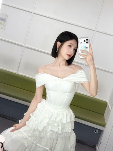 Park Soo-young Hot (6 photos)