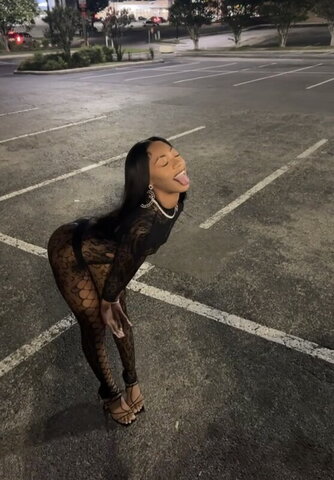 Partyinpariss nude