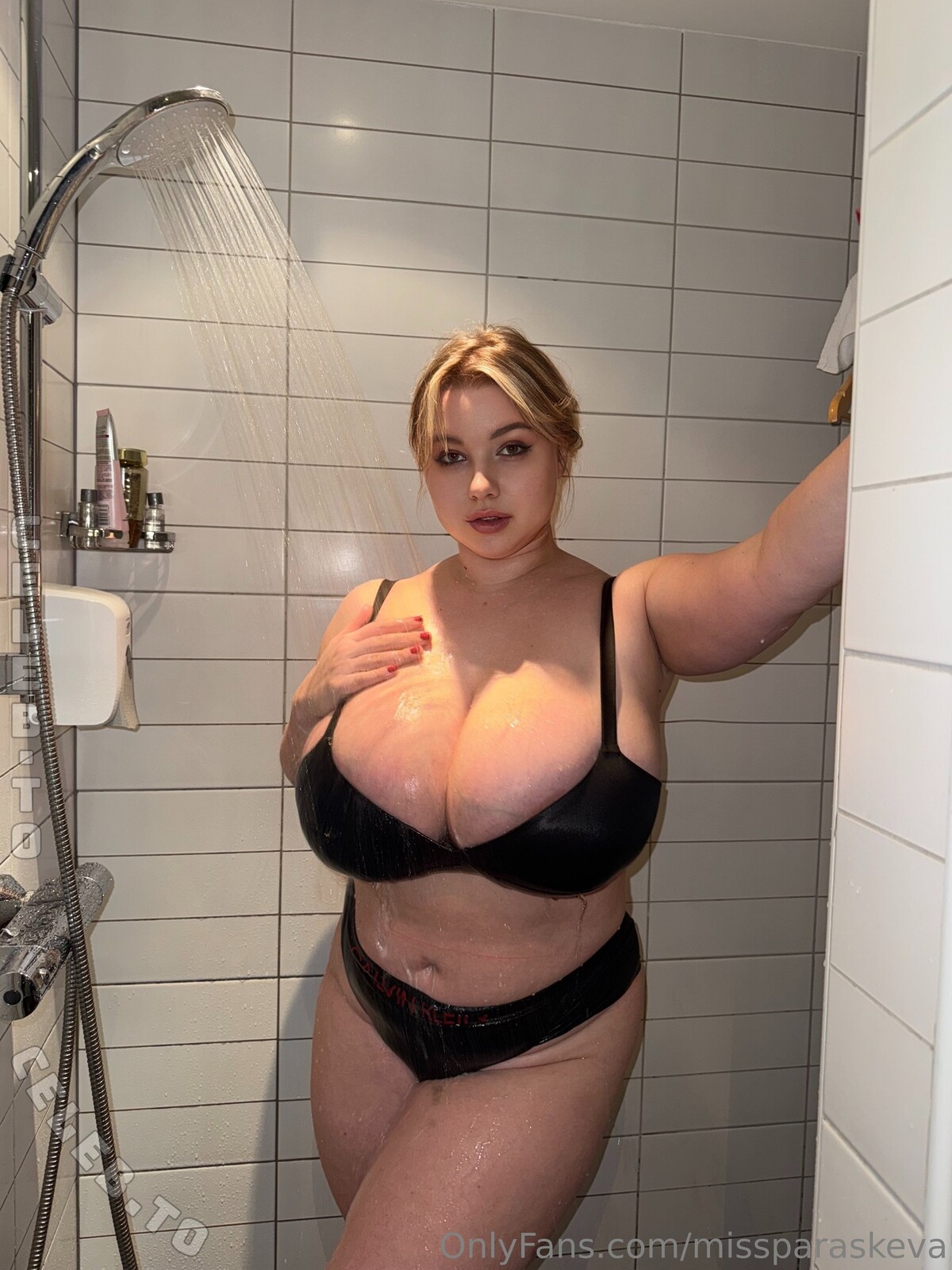 Pasha Pozdniakova nude photo 1