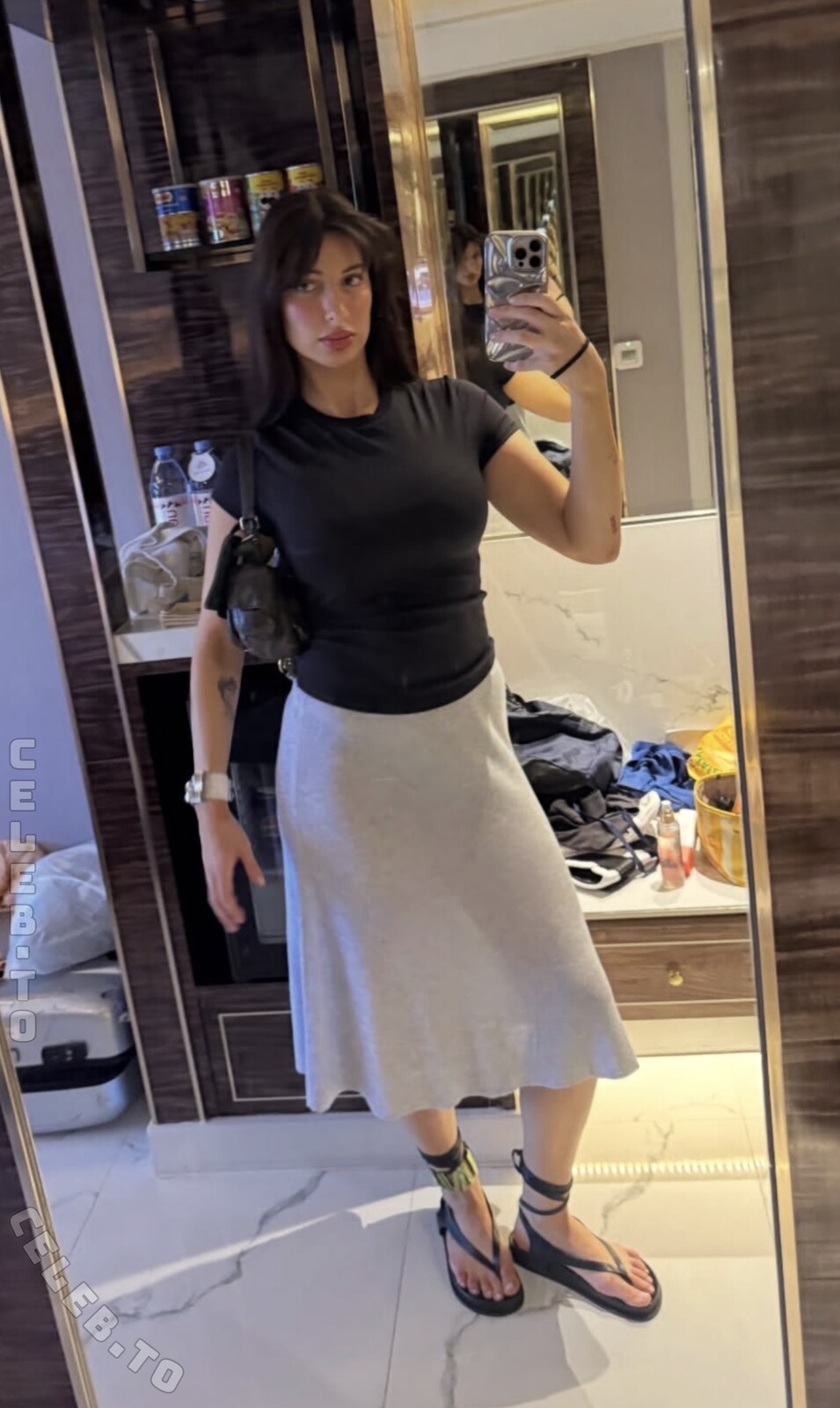 Pati Valpati nude photo 6