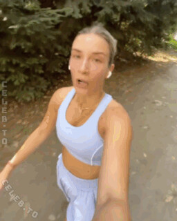 Paula Doeringer nude photo 4