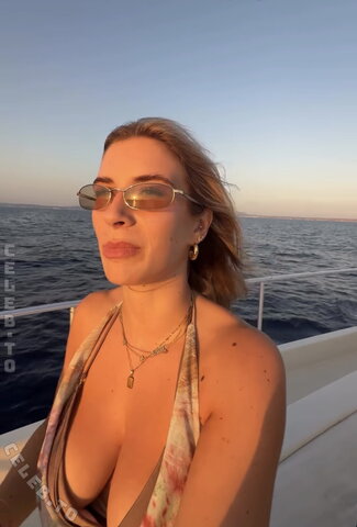 Paula Doeringer – Uff this woman!!! Who would also like to see her fuck me look and how 💦 runs down her tits?