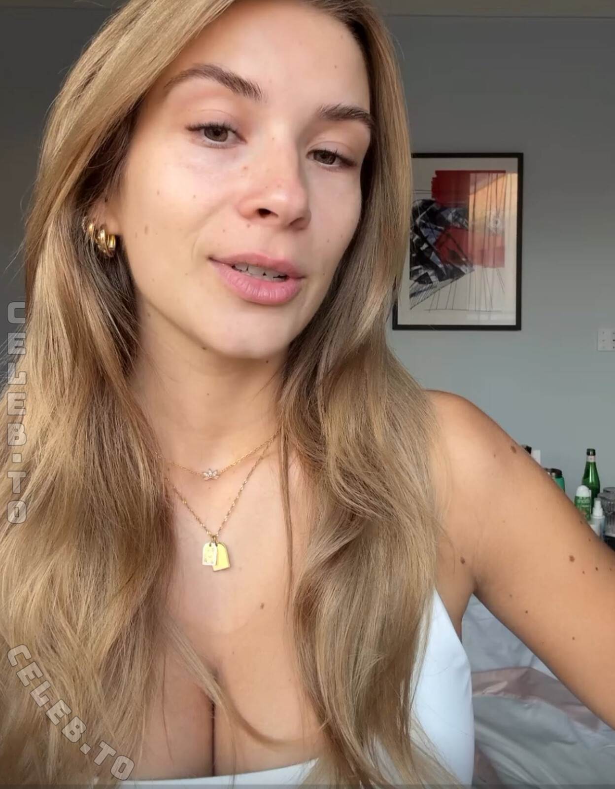 Paula Doeringer nude photo 9