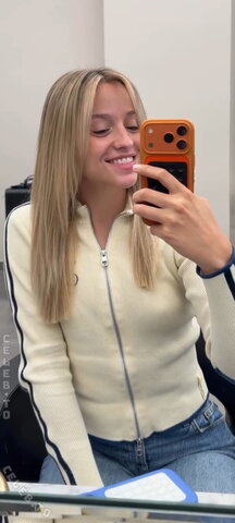 Paula Enzweiler – Hard nipples under the sweater