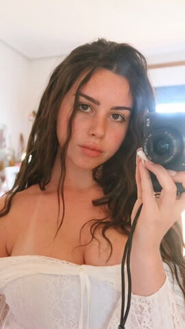 Paula Pereira nude photo 5