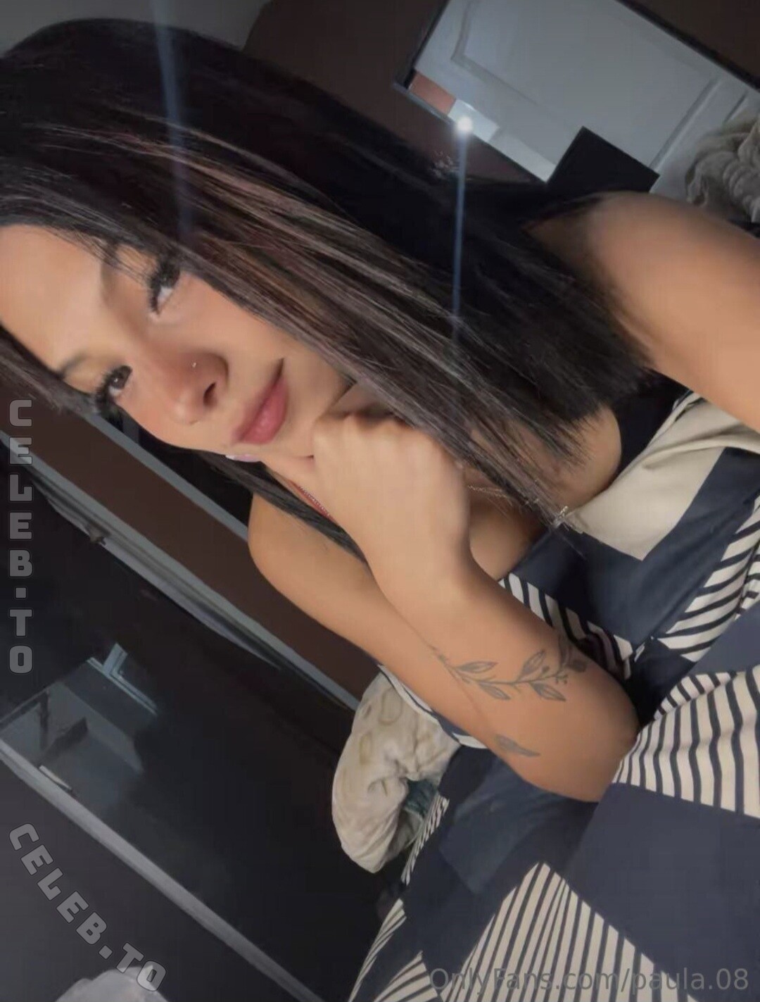 paula.08 nude photo 2