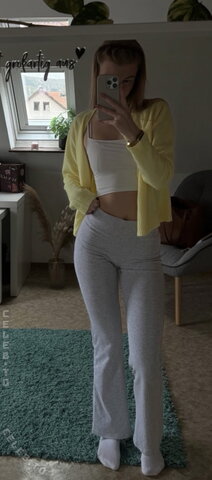 Pauliie_03 nude photo 21