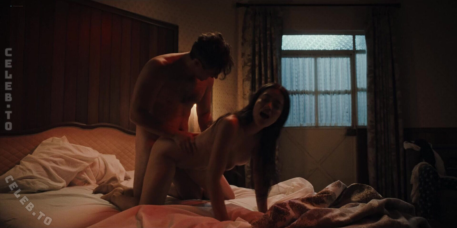 Paulina Gaitan nude photo 5