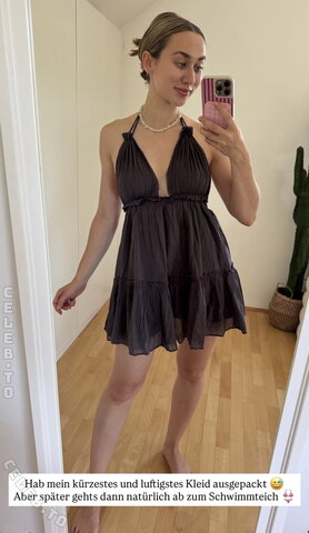 Paulina Wallner – Hot nipple