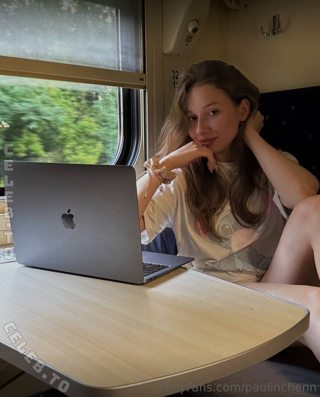 Paulinchenn nude photo 4
