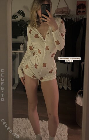 Pavlaaaa nude photo 3