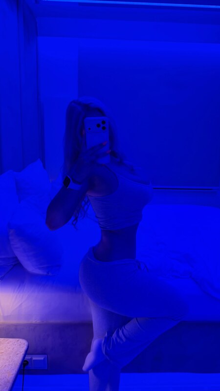 Pavoxy nude photo 1