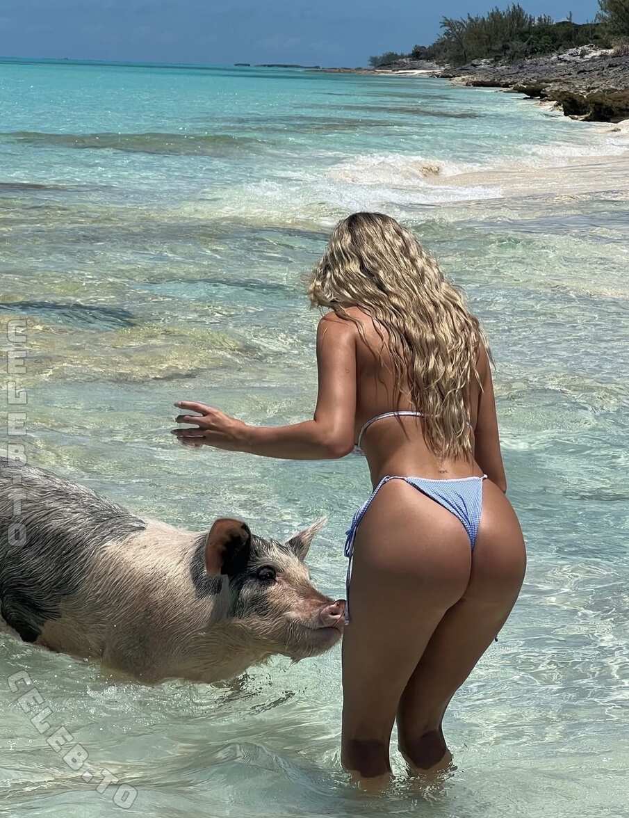 Payton Ramolla nude photo 5