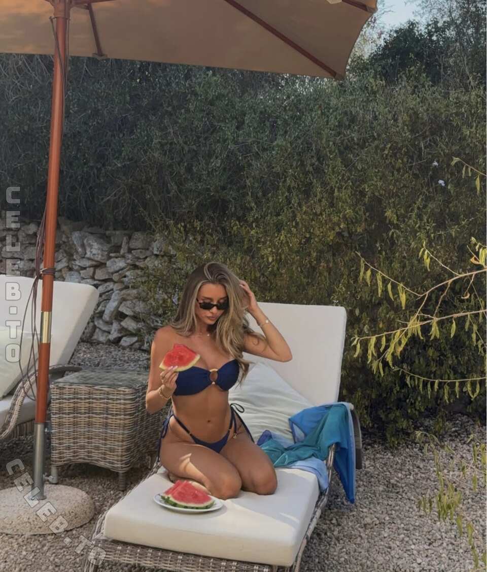 Payton Ramolla nude photo 3