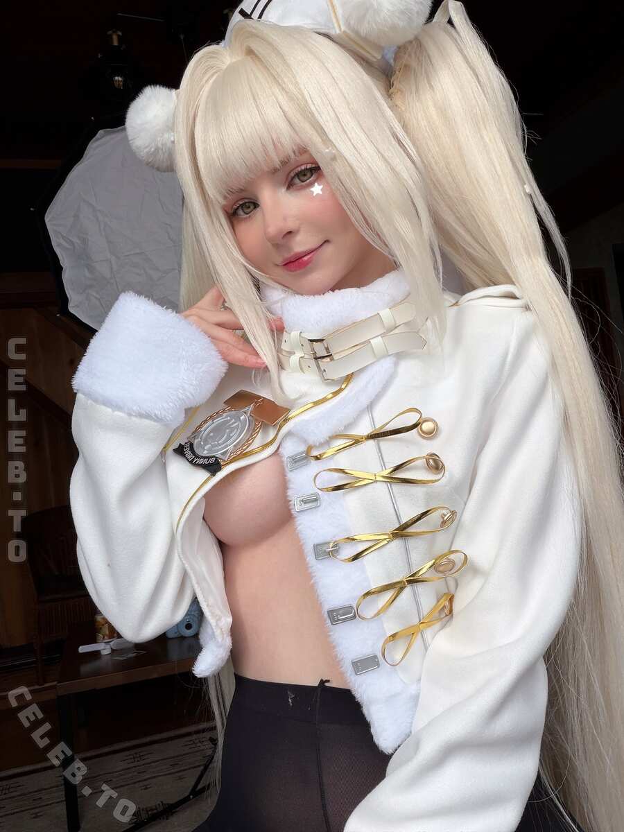PeachMilky nude photo 4