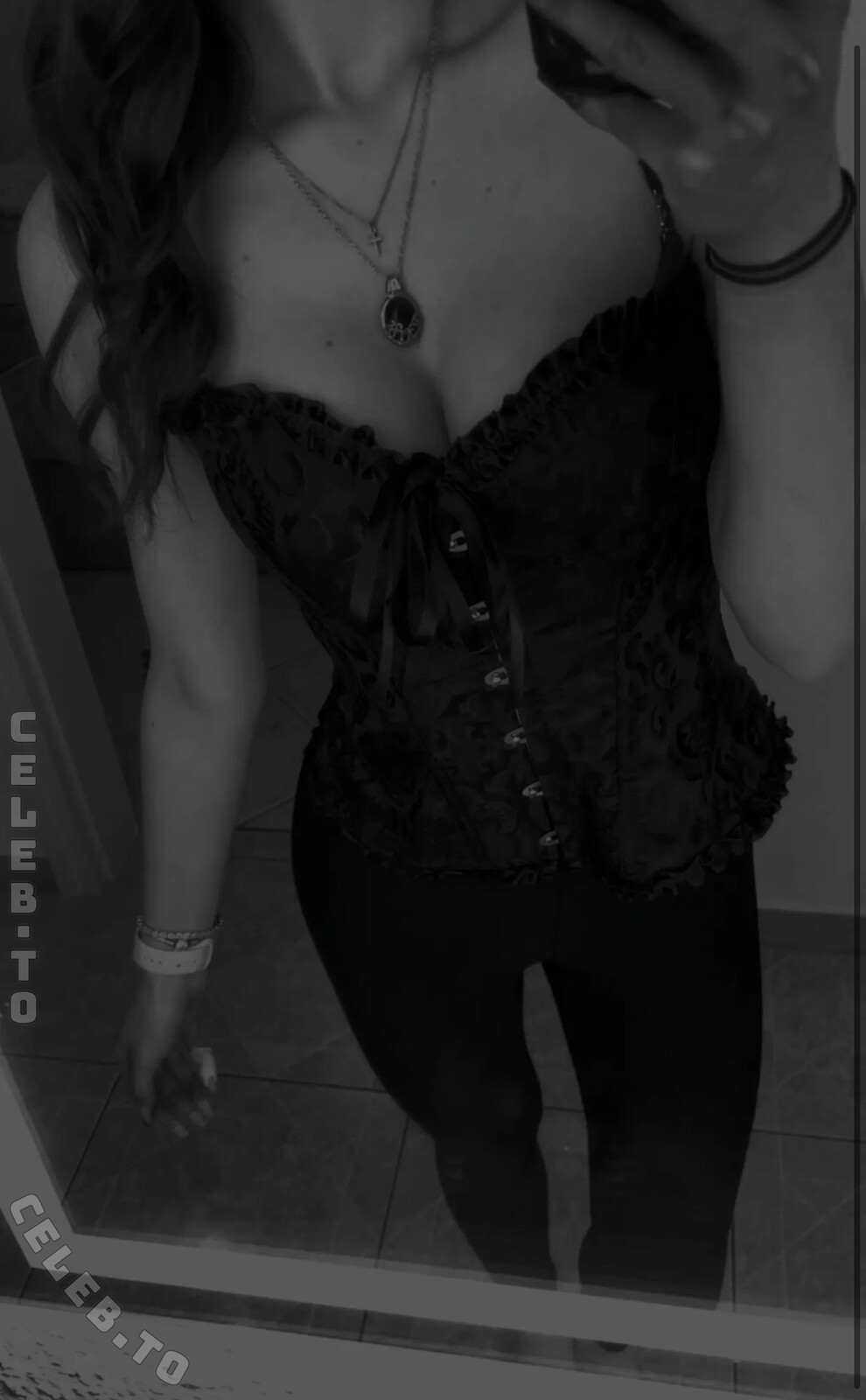 peachysecrets nude photo 3